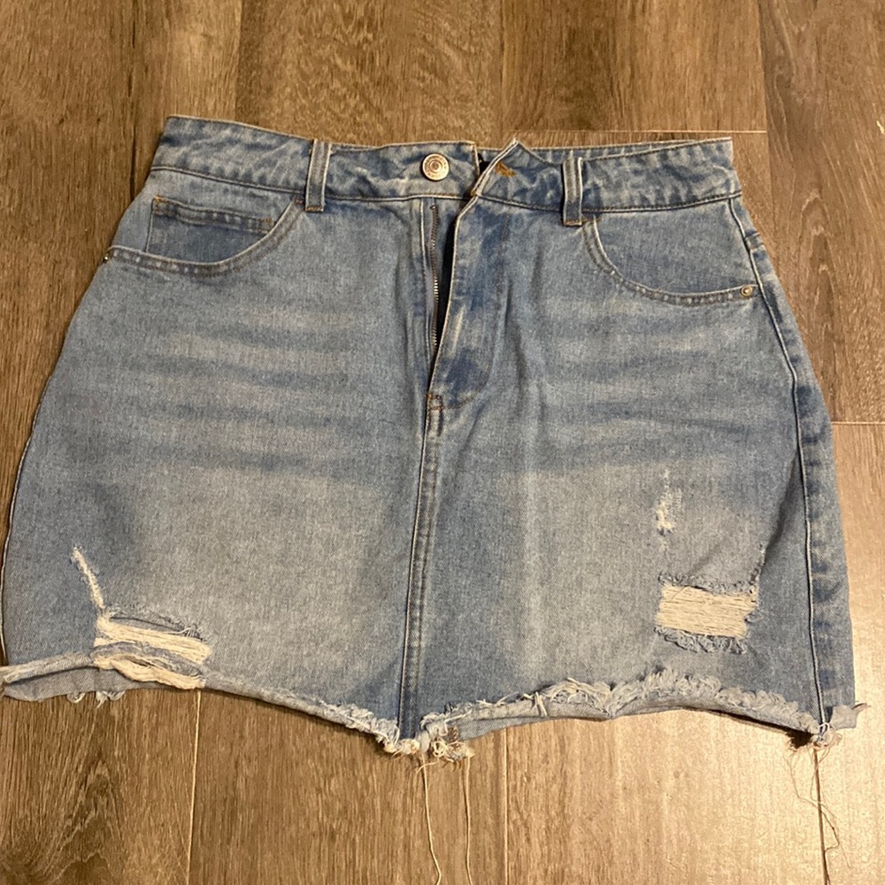 Forever 21 denim skirt size medium